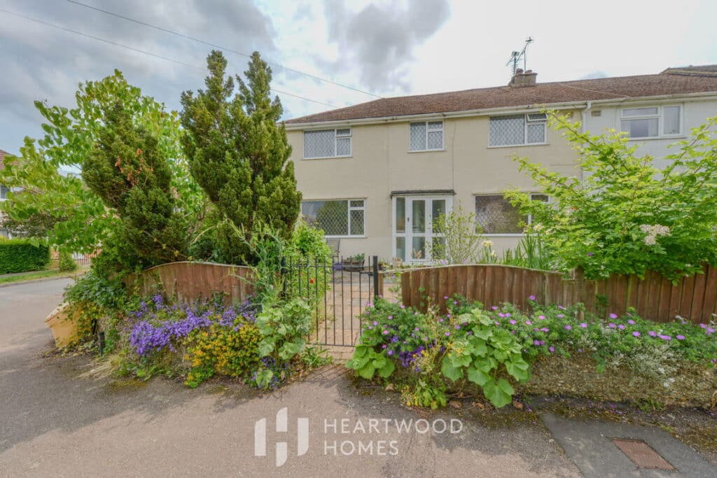 Harvey Road, London Colney, St. Albans, AL2 1NA