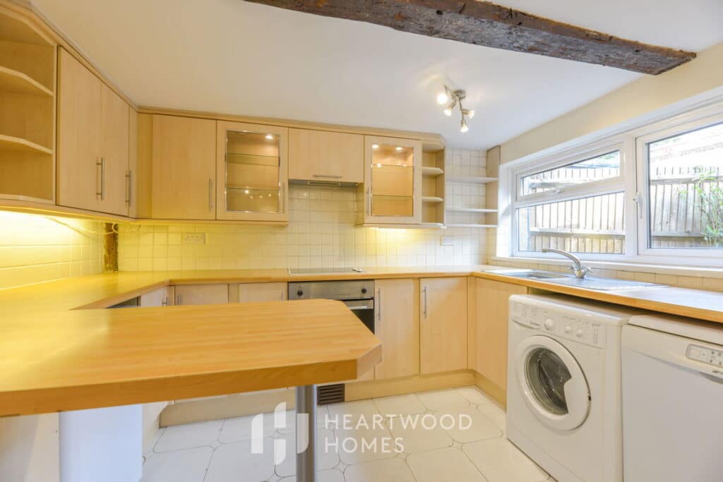High Street, Sandridge, St. Albans, AL4 9BY