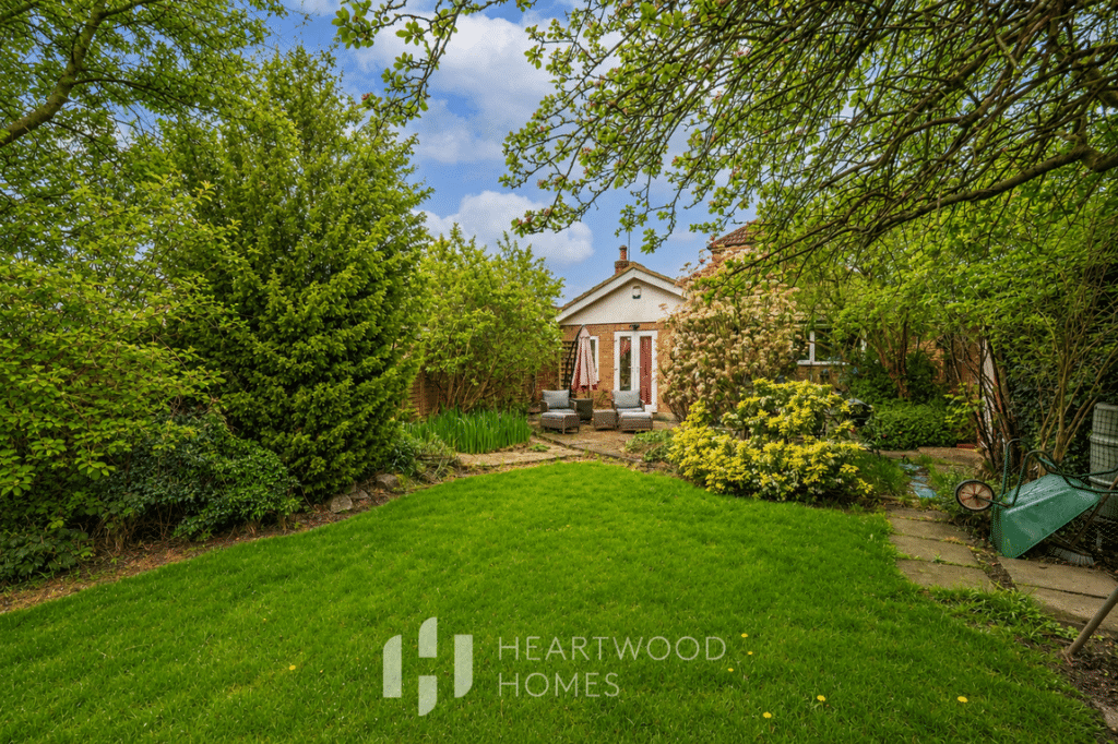 Bucknalls Drive, Bricket Wood, St. Albans, AL2 3XJ