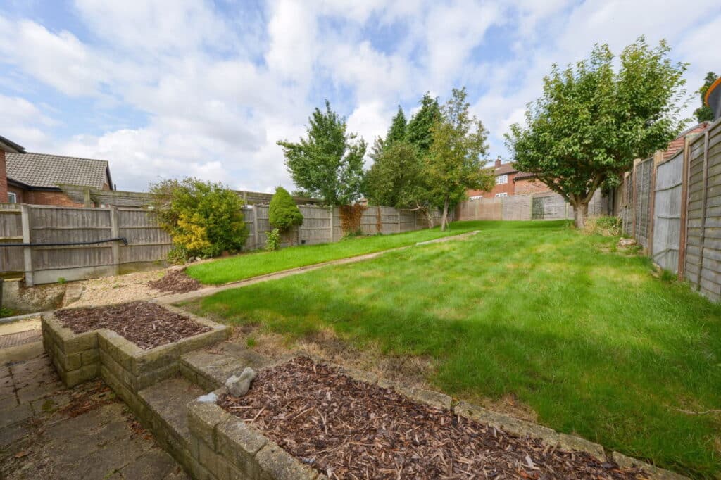 Coningsby Bank, St. Albans, AL1 2NX