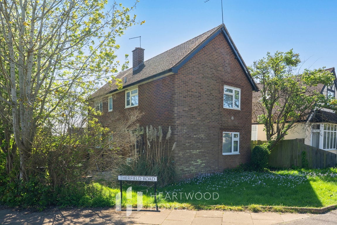 Therfield Road, St. Albans, AL3 6BP