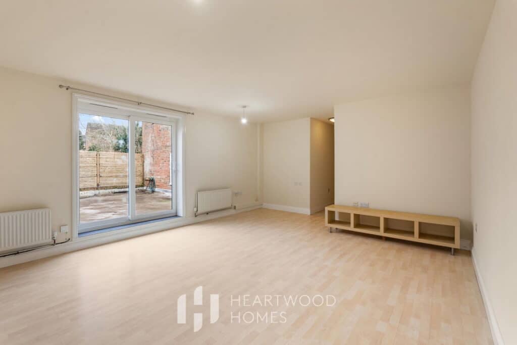 High Street, Markyate, St. Albans, AL3 8PB