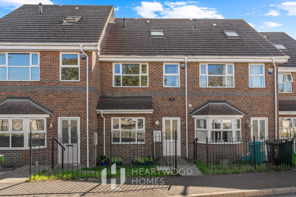 Alexander Road, London Colney, St. Albans, AL2 1FH