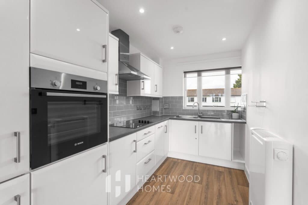 Eywood House, Holyrood Crescent, St. Albans, AL1 2DD