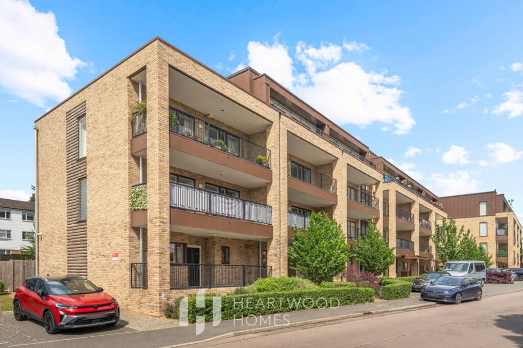 Eywood House, Holyrood Crescent, St. Albans, AL1 2DD