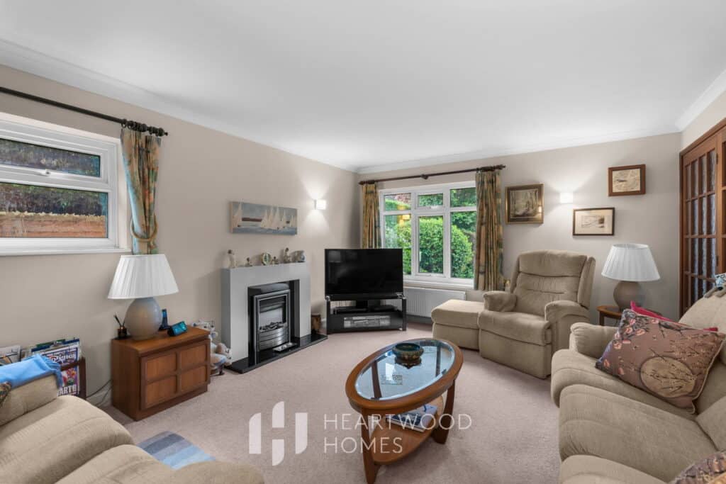 Yule Close, Bricket Wood, St. Albans, AL2 3XZ