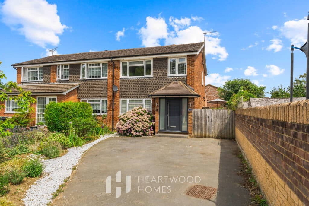 Ringway Road, Park Street, St. Albans, AL2 2RE