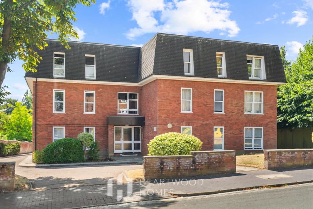The Mansards, Avenue Road, St. Albans, AL1 3QX