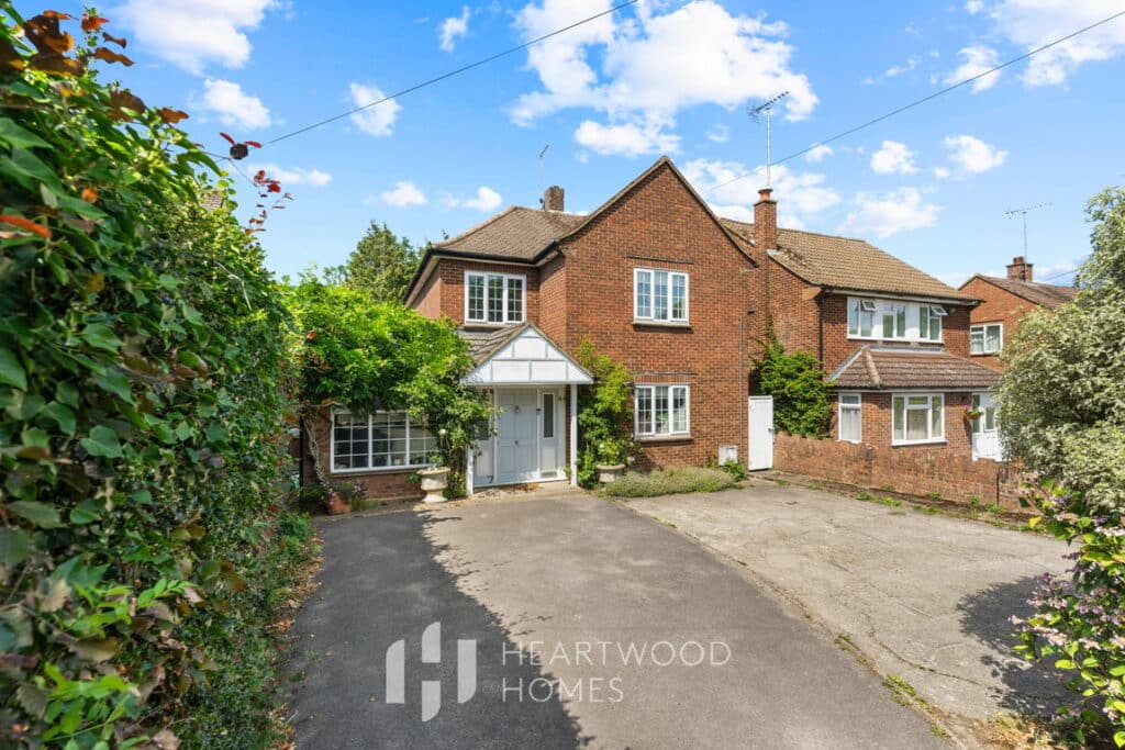 Marshalswick Lane, St. Albans, AL1 4UR